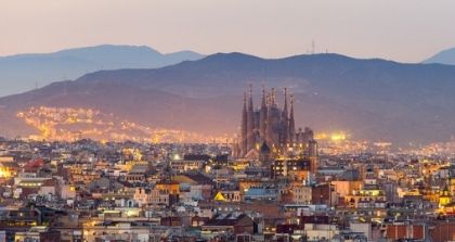 Foto aérea de Barcelona mostrando a Sagrada Família